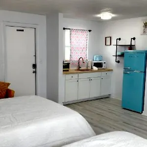  Apartment Pineapple Shores Unit 1
